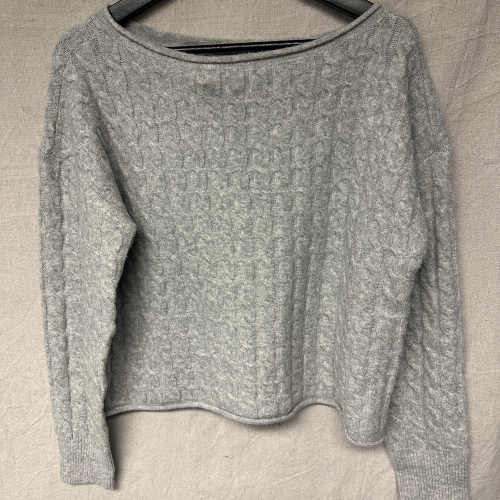 Aeropostale Gray Cable Knit Sweater women’s small NWT